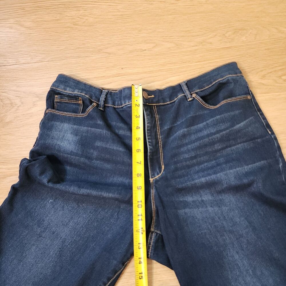 Bandolino Amy Jeans Womens 18 Blue Denim 5 Pockets Straight Leg Preppy 38x29 - Picture 7 of 13